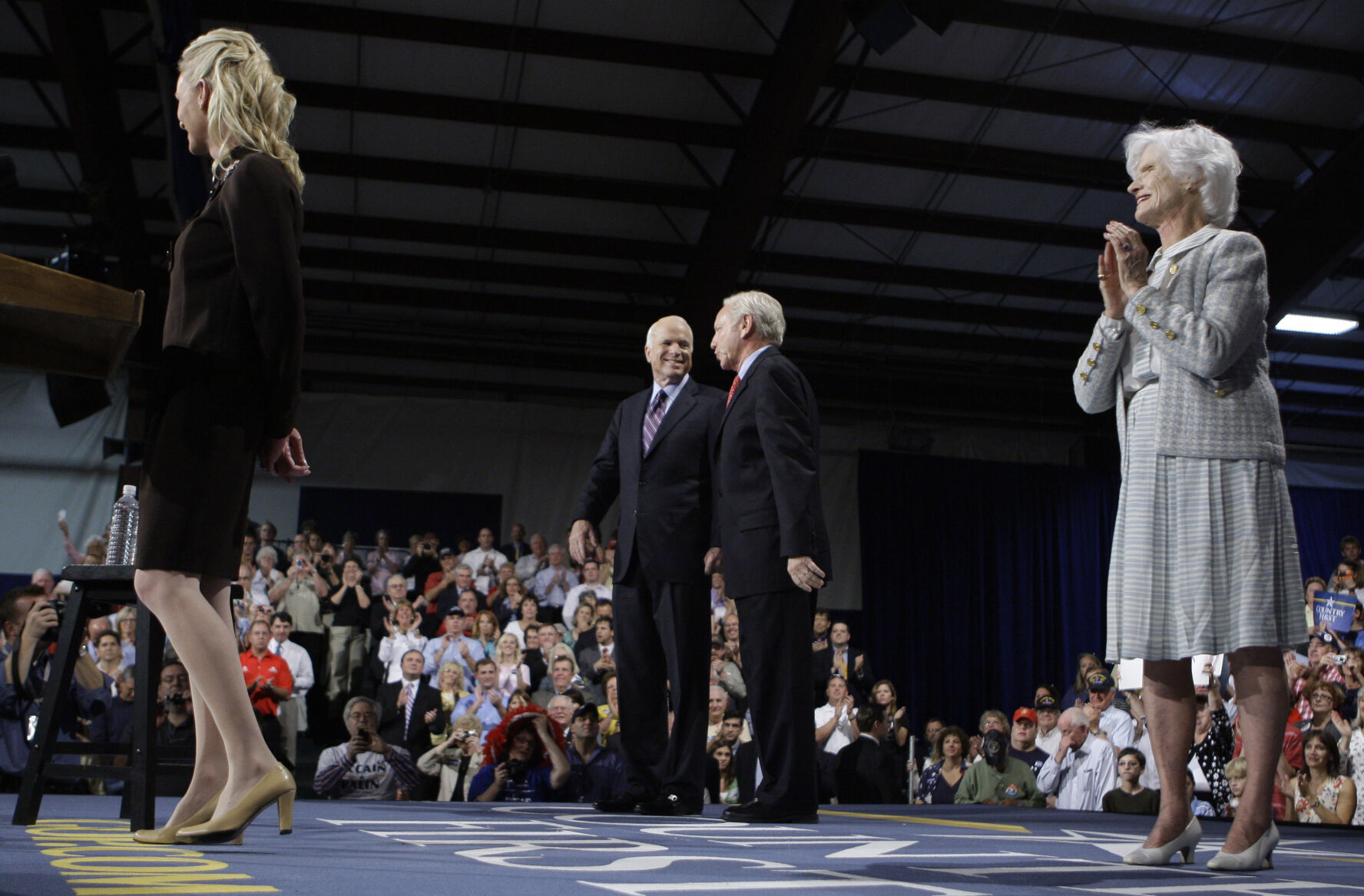 John McCain, Joseph Lieberman, Cindy McCain, Roberta McCain